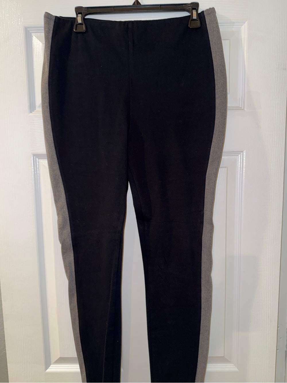 LysseBlack and Gray Side-Stripe Women's Pants
